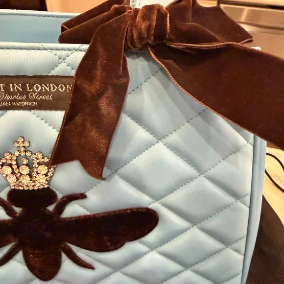 NWT My Flat in London Light Blue Quilted Blue Handbag/Tote with brown velvet bee